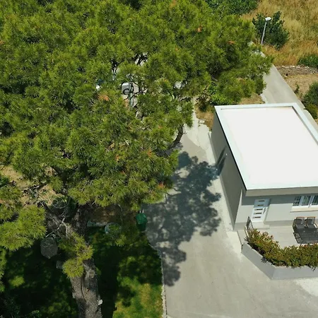 Relax Holiday home Podstrana